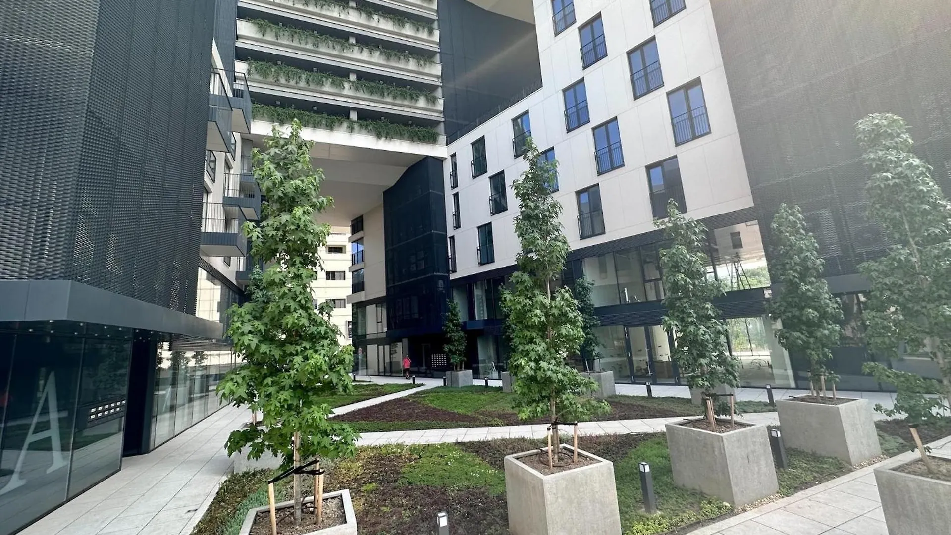 Apartment Polina - 2Bd Next To Sea Garden With Parking Várna
