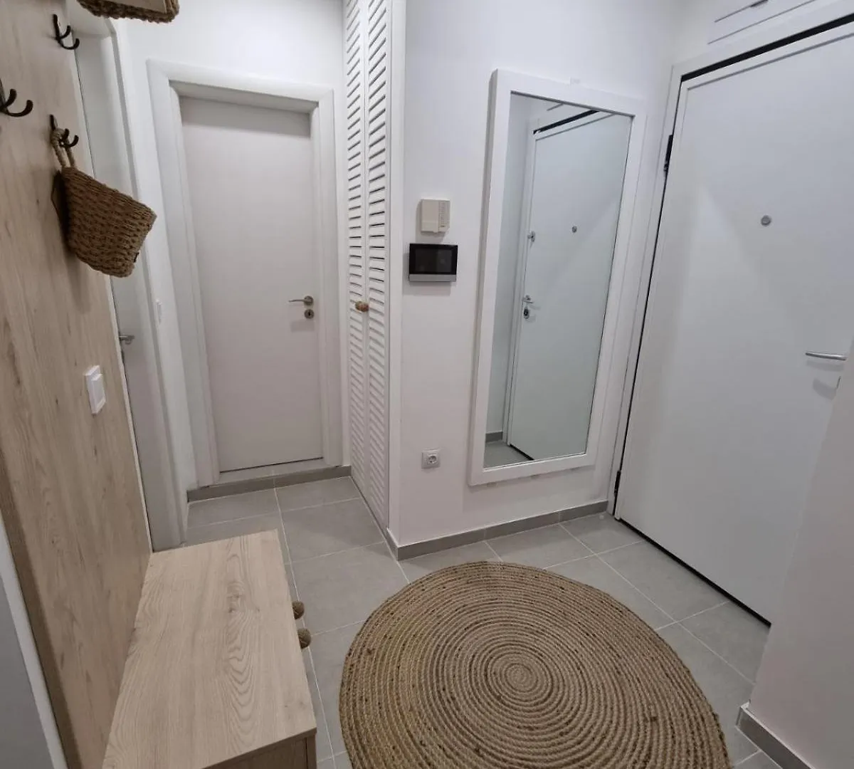 Apartment Polina - 2Bd Next To Sea Garden With Parking Варна