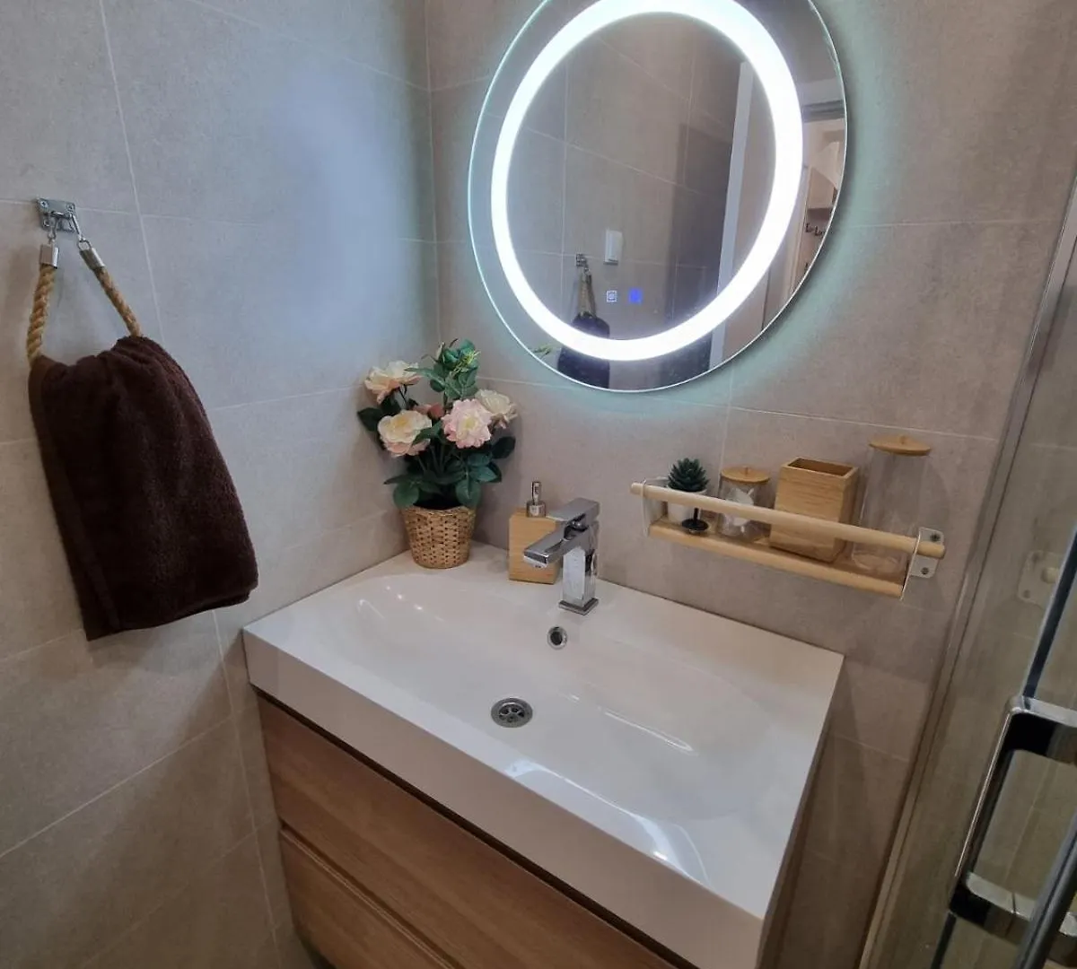 Apartment Polina - 2Bd Next To Sea Garden With Parking Варна