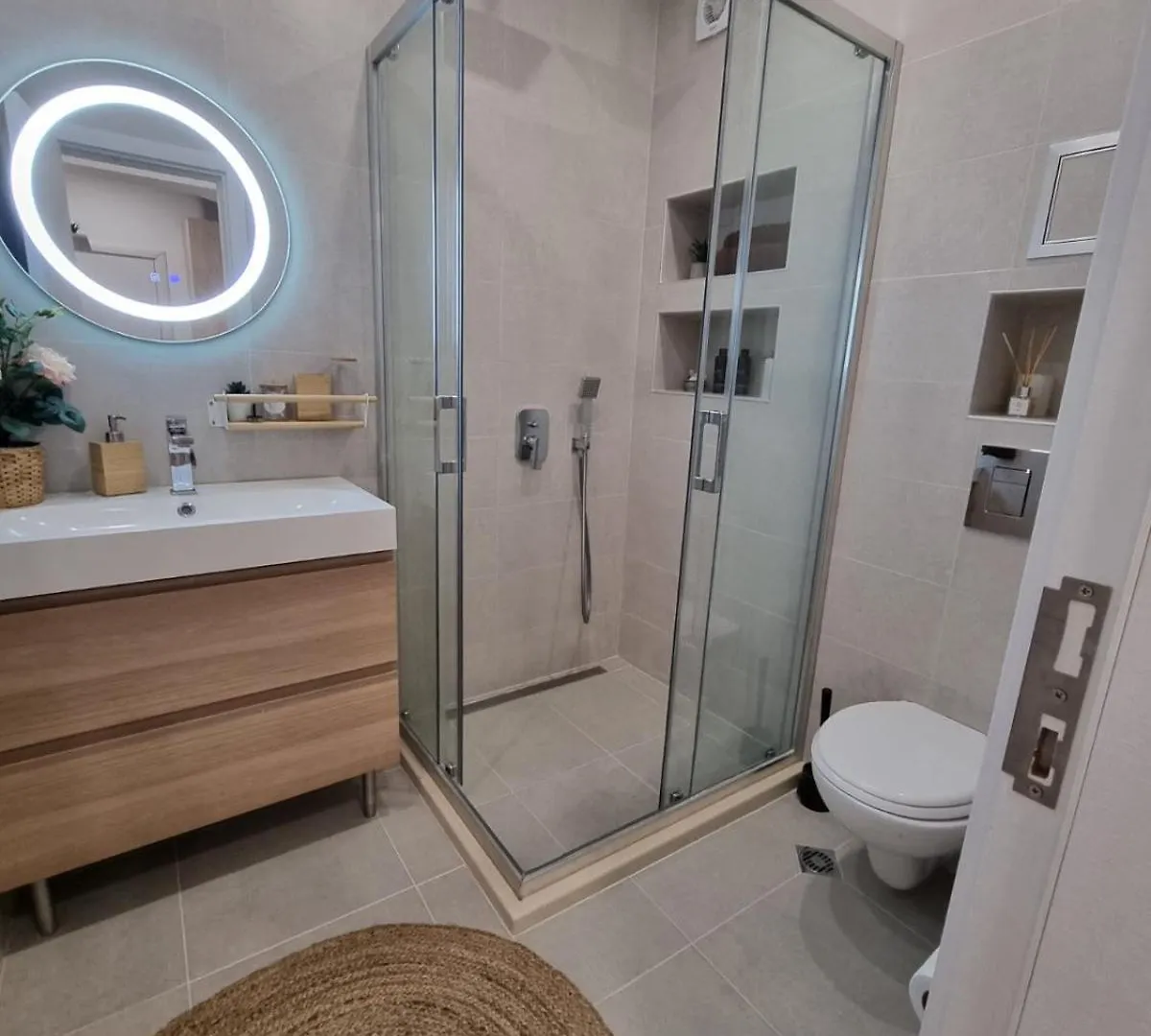 Apartment Polina - 2Bd Next To Sea Garden With Parking Варна Болгария